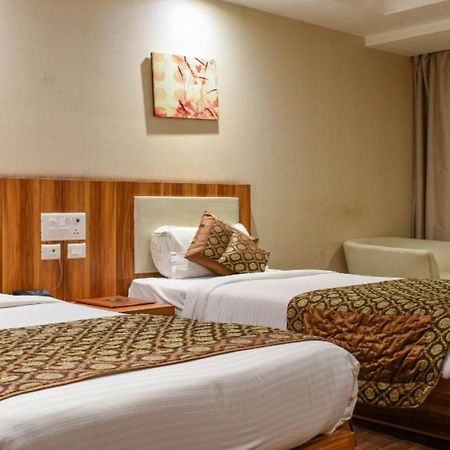 Hotel Le Roi Raipur At Raipur Railway Station Eksteriør billede