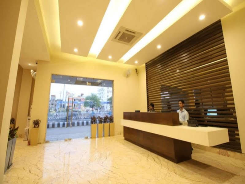 Hotel Le Roi Raipur At Raipur Railway Station Eksteriør billede