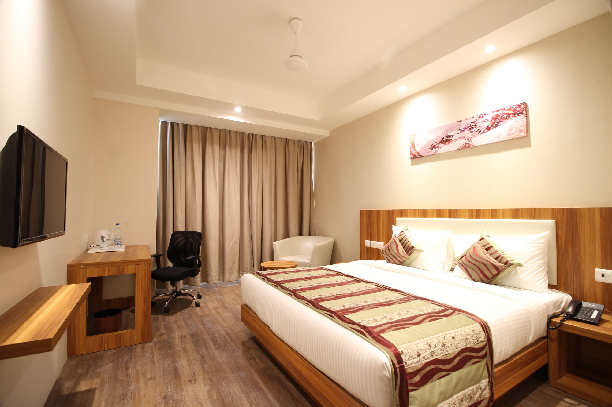 Hotel Le Roi Raipur At Raipur Railway Station Eksteriør billede
