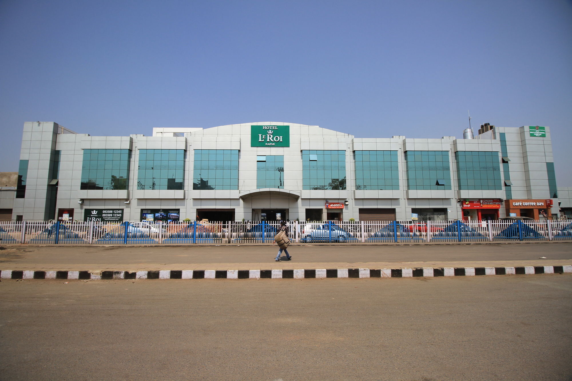 Hotel Le Roi Raipur At Raipur Railway Station Eksteriør billede